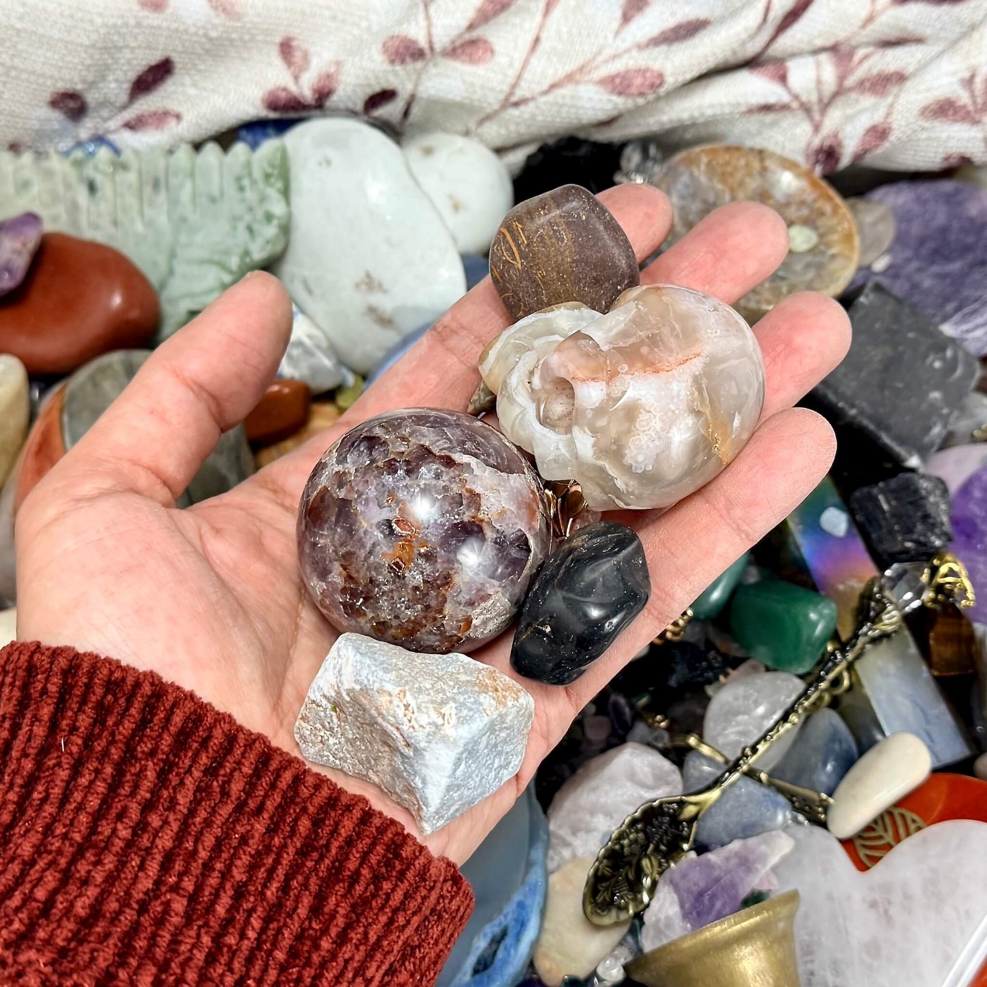 Itsy's Crystal Scoop - Itsy's Crystal Cove LLC