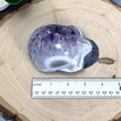 Agate and Amethyst Skull Carving - Itsy's Crystal Cove LLC